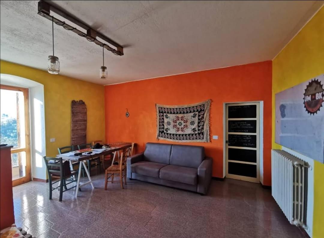 Umbria In Bike B&B Foligno Exterior photo